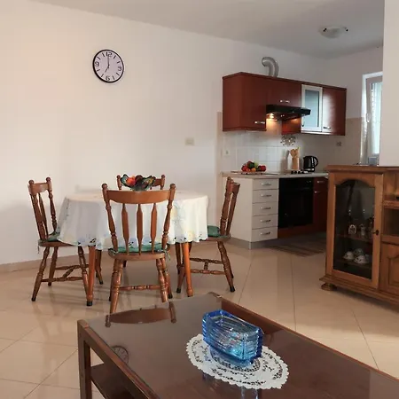Nikas1 Apartmán Rabac