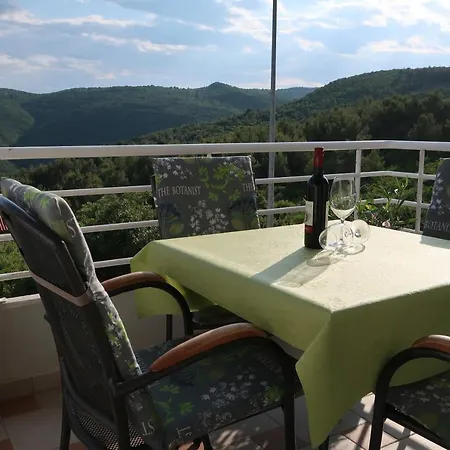 Nikas1 Apartmán Rabac